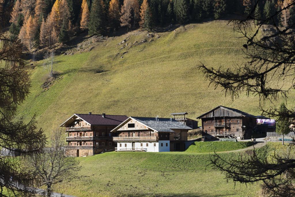 Giatla Hof Der Alfenalm - Ferienwohnungen Am Berg Innervillgraten Eksteriør bilde